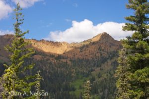 Hiking Guide: Bean Creek Basin & Earl Peak Saddle